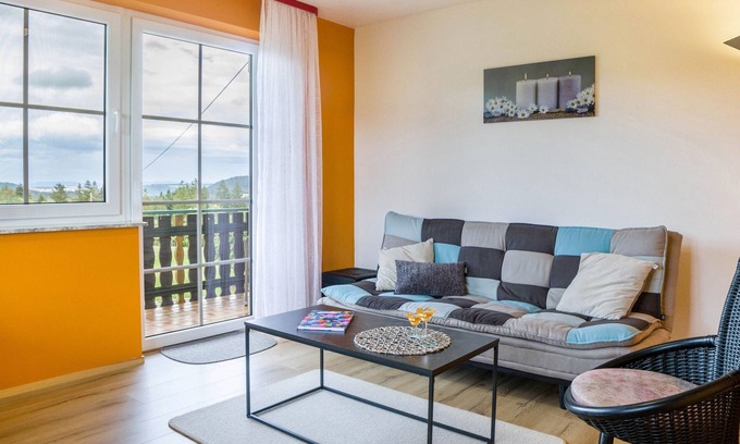 Lauterbach Apartment | Cozy Apartment 'Fuchs' with Mountain View and Shared Garden