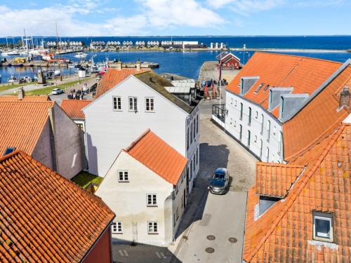 Assens Apartment | Kid-Friendly Apartment Gaby - Steps from the Sea in Funen