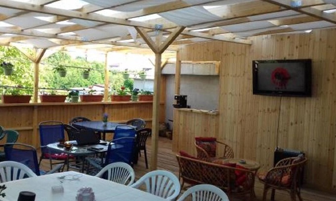Valu lui Traian Apartment | Cozy Apartment Gherghisan for 4 with Spa & Breakfast