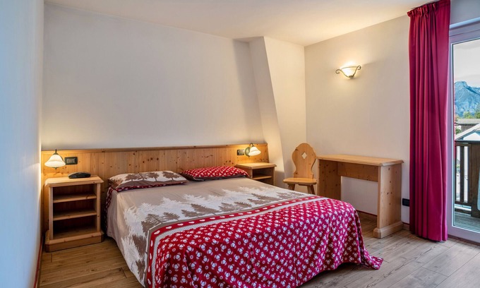 Gionghi-Cappella Apartment | Mountain-View Giongo Residence Aparthotel with Pet-Friendly Amenities