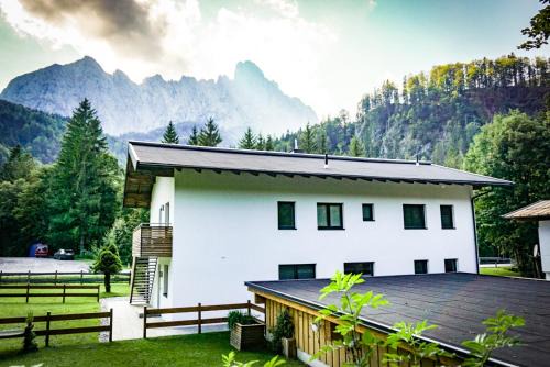 Kirchdorf in Tirol Apartment | Guest Rated: 9.3 - Apartment Gipfelblick with Ocean View