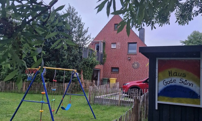 Hauert Apartment | Experience Apartment 'Gode Sünn' with Garden & Wi-Fi