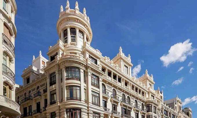 Justicia Villa | Apartment Gran Via - Five Bedroom Villa, Sleeps 10