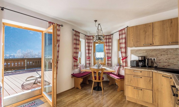 Mittenwald Apartment | Mountain View Retreat: Apartment Granat Near Ski Lift