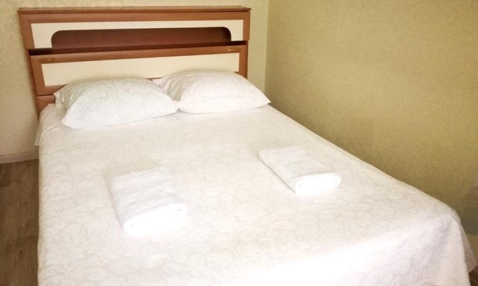 Yoshkar-Ola Apartment | Discover Apartment Green Garden: 9/10 Rated with Kitchen