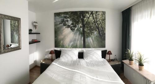Gronau Apartment | Family-Friendly Apartment Gronau with Kitchen & High Ratings
