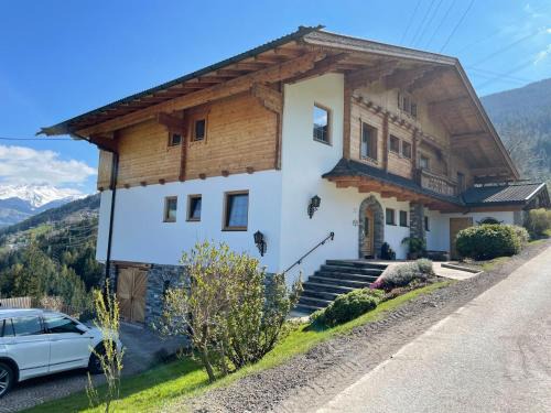 Ried im Zillertal Apartment | Discover Family-Friendly Apartment Häuser - RDI150 by Interhome