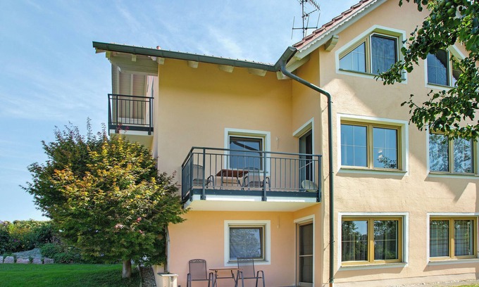Bad Fuessing Apartment | Cozy Apartment 'Hackerhof' with Garden, Wi-Fi & More