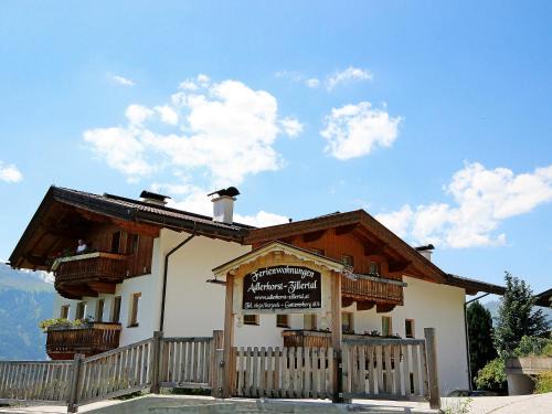 Gattererberg Apartment | Cozy Apartment Hansjörg-4 with Fireplace & Family-Friendly Vibes