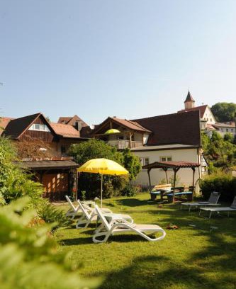 Graefenberg Apartment | Oceanfront Apartment-Haus Gundelfinger with 9.2/10 Rating