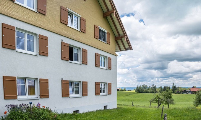 Heimenkirch Apartment | Cozy Apartment 'Haus Moritz' with Garden and Wi-Fi Access