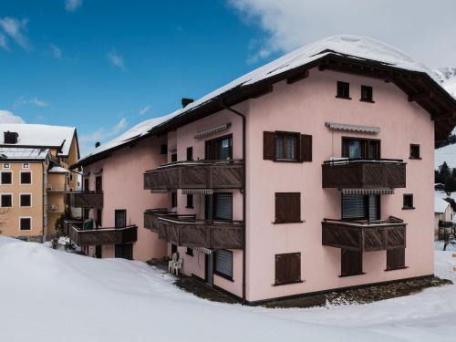 Parpan Apartment | Family-Friendly Apartment Haus Sunneschy Whg-301 Retreat