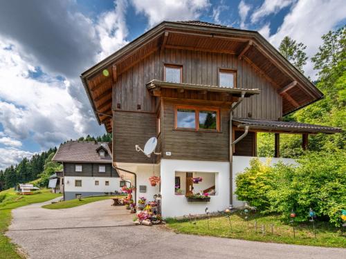 Arriach Apartment | Cozy Apartment Herzele by Interhome - Rated 9/10, Family-Friendly
