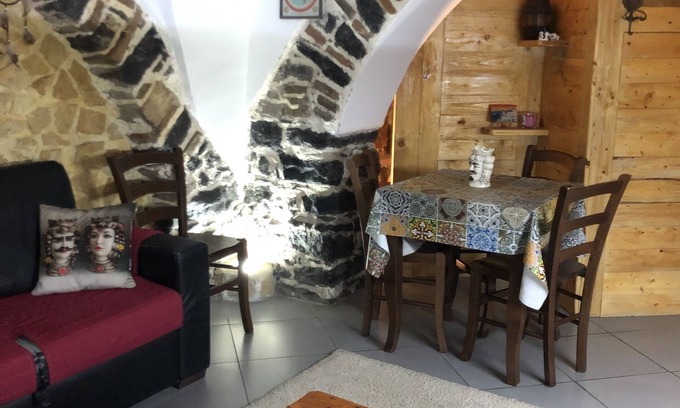 Monte Po-Nesima-San Leone-Rapisardi House | Historic Apartment in Catania's Vibrant Center