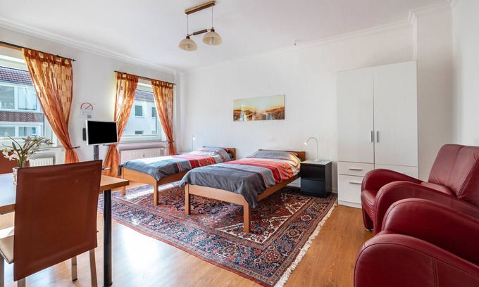 Mitte Apartment | Apartment 'Holiday Apartment for up to 2 People' with Wi-Fi