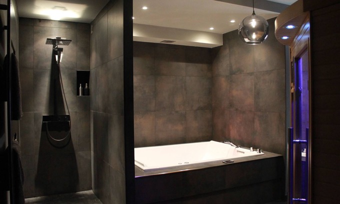 Old Town Apartment | Romantic Honeymoon Retreat with Whirlpool & Courtyard View