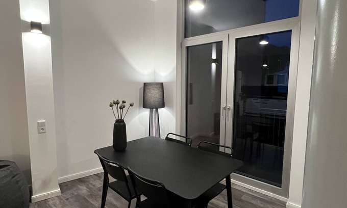 Sassnitz Apartment | Pet-Friendly Apartment "Sassnitz – Zum Stadthafen" with Spa