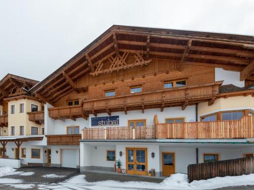 Neustift Im Stubaital Apartment | Scenic Apartment in Stubai Valley with Mountain Views