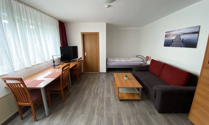 Bad Soden am Taunus Apartment | Quiet Central Apartment in Bad Soden am Taunus - 10/10 Rated