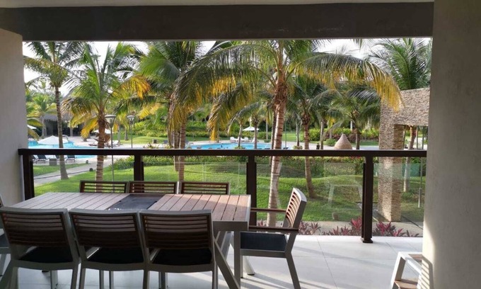 Puente del Mar Apartment | Beautiful Acapulco Diamante Apartment with Private Beach Access