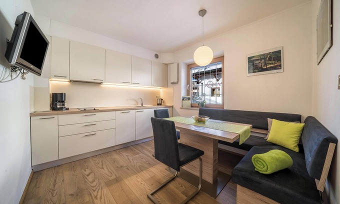 Avelengo Apartment | Cozy Apartment "Ifinger" with Balcony & Forest View