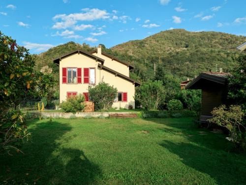 Maccagno Apartment | Family-Friendly Retreat at Apartment Il Ciliegio by Interhome