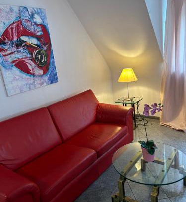 Rath Apartment | Cozy Apartment in Northern Düsseldorf for Your Getaway