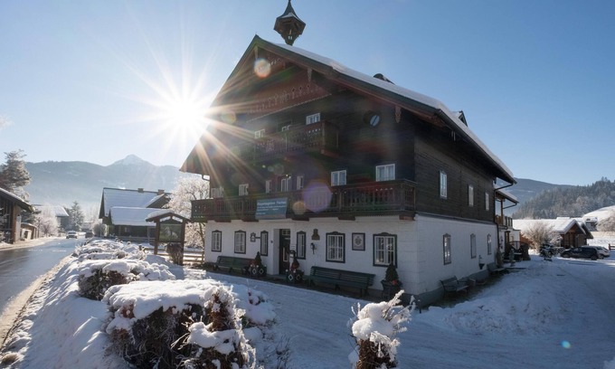 Flachau Apartment | Historic Apartment in Authentic 300-Year-Old Farmhouse