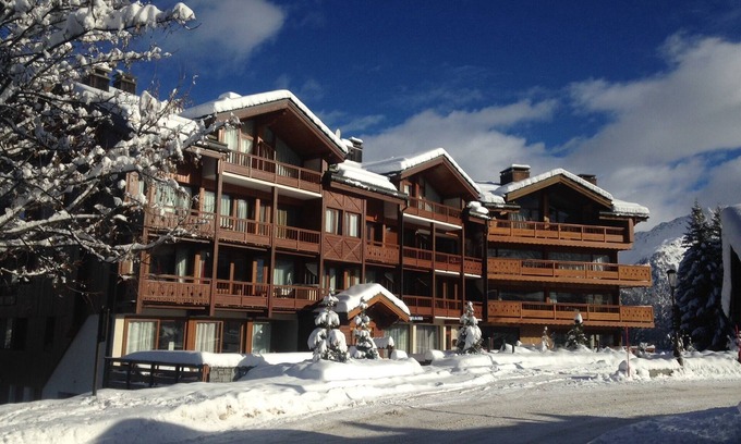 Courchevel Apartment | Sunny Apartment with Balcony and Pet-Friendly Amenities