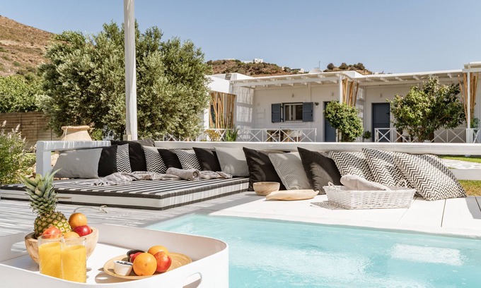 Kato Fellos Apartment | Discover Ow Andros Luxury Suites: Mountain View & Terrace