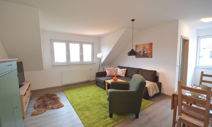 Oberhavel Apartment | Delightful Apartment in a Romantic Country House Style