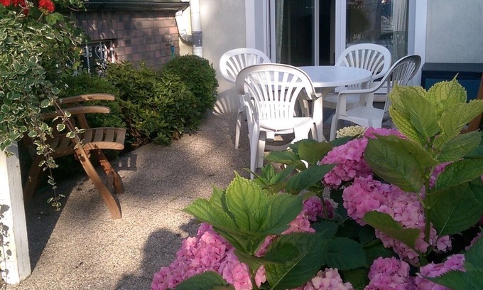Malbork Apartment | Guest Rated 9.8: Cozy Apartment in Malbork with Pool
