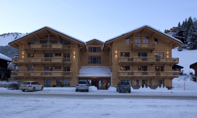 Morgins Apartment | Perfect Apartment at a Ski Resort with Spa & Hot Tub