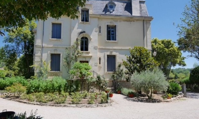 Sommieres Apartment | Writer's House Apartment: Guest Rated 10/10 with Pool