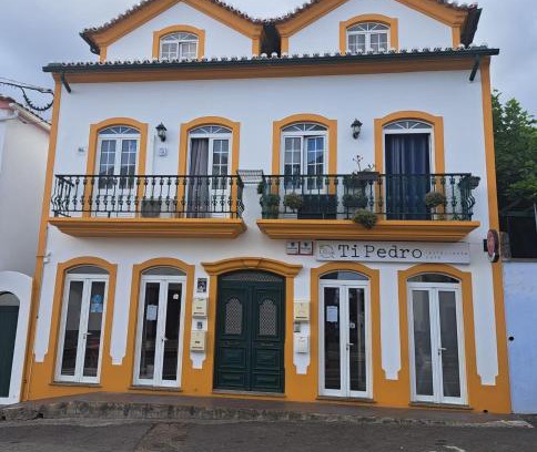 Biscoitos Apartment | Welcoming Apartment in Biscoitos Terceira – Family-Friendly Getaway
