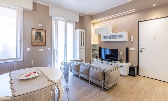 Historic Center Apartment | Cozy Apartment in Bologna with Kitchen & Child-Friendly Options