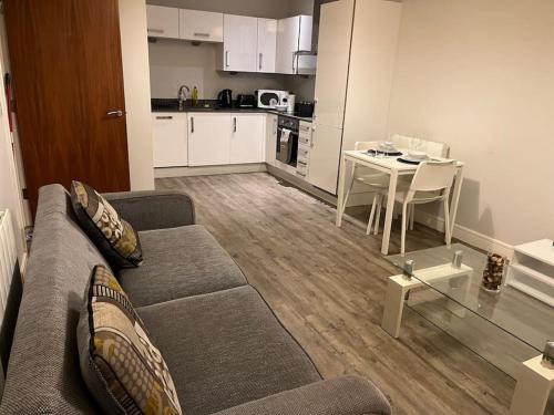 Gillingham Apartment | Pet-Friendly Retreat in Central Gillingham - Guest Rated 9.6