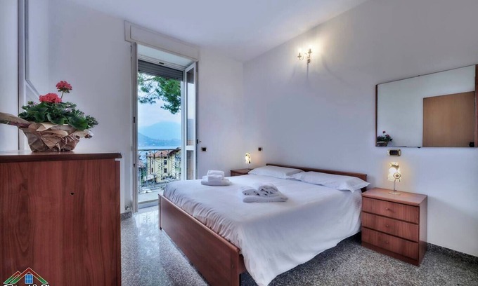 Lierna Apartment | Cozy 'In Centro' Apartment with Oceanfront Views & Wi-Fi