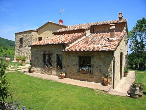 Cetona House | Discover Pet-Friendly Comfort at Belvilla by OYO Villa La Felce