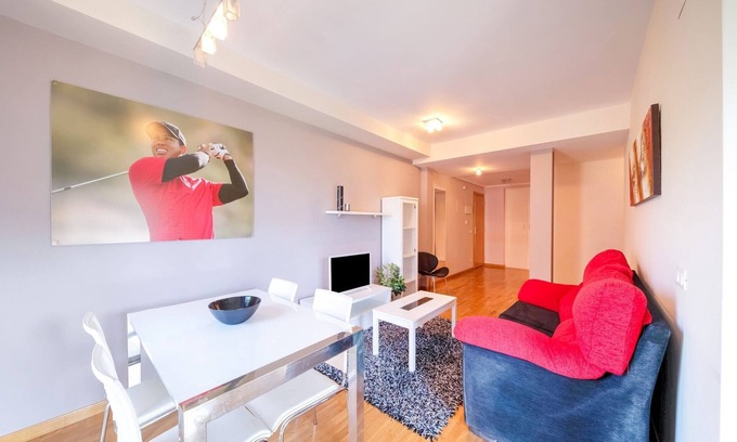 Ciruena Apartment | Discover Belvilla by OYO: Golf Course Retreat with Pool