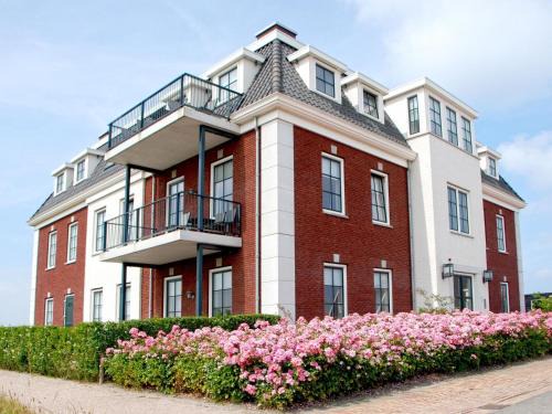 Colijnsplaat Apartment | Relaxing Apartment with Private Wellness in Zeeland
