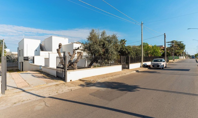 Matino Apartment | Stylish Apartment 'In Collina' with Private Terrace & More