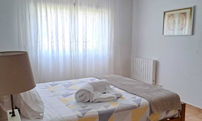 Foz do Arelho Condo | Perfect Apartment with Pool, Garden & Garage - 10/10 Rating