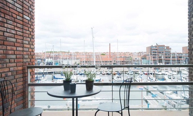 Vissershaven Apartment | Oceanfront Apartment in Den Haag with Balcony & Views
