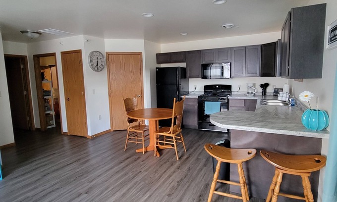 Ontario Apartment | Top-Rated Apartment in Downtown Ontario with Family Amenities