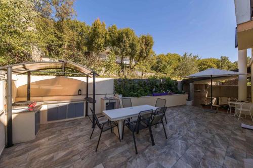 Dramalj Apartment | Family-Friendly Apartment in Dramalj with 4-Star Comfort