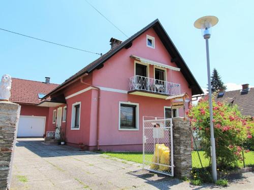 Eberndorf Apartment | Inviting Eberndorf Apartment Near Petzen Ski Area