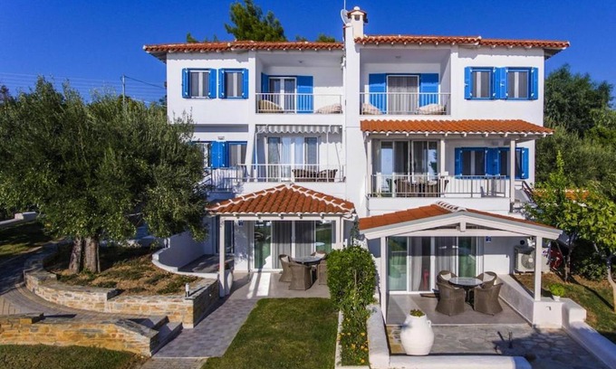 Elia Nikitis Apartment | Relaxing Getaway at Acrotel Athena Villas, Elia Beach