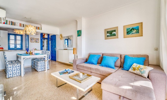 Alcudia Apartment | Apartment in Alcudia with Private Roof Terrace