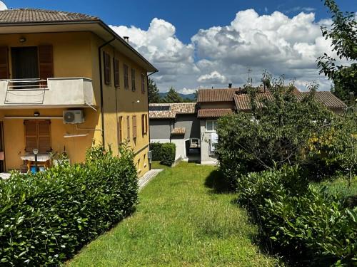 Esanatoglia House | Inviting Apartment with Private Terrace for Your Getaway